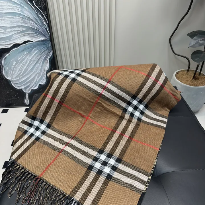 スーパーコピー バーバリー ス マフラー