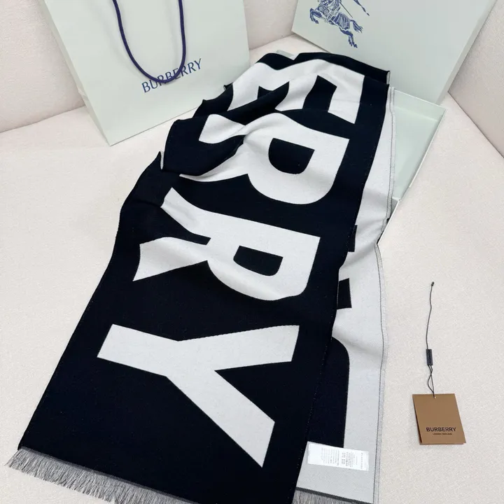 スーパーコピー バーバリー ス マフラー