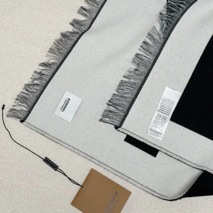 スーパーコピー バーバリー ス マフラー