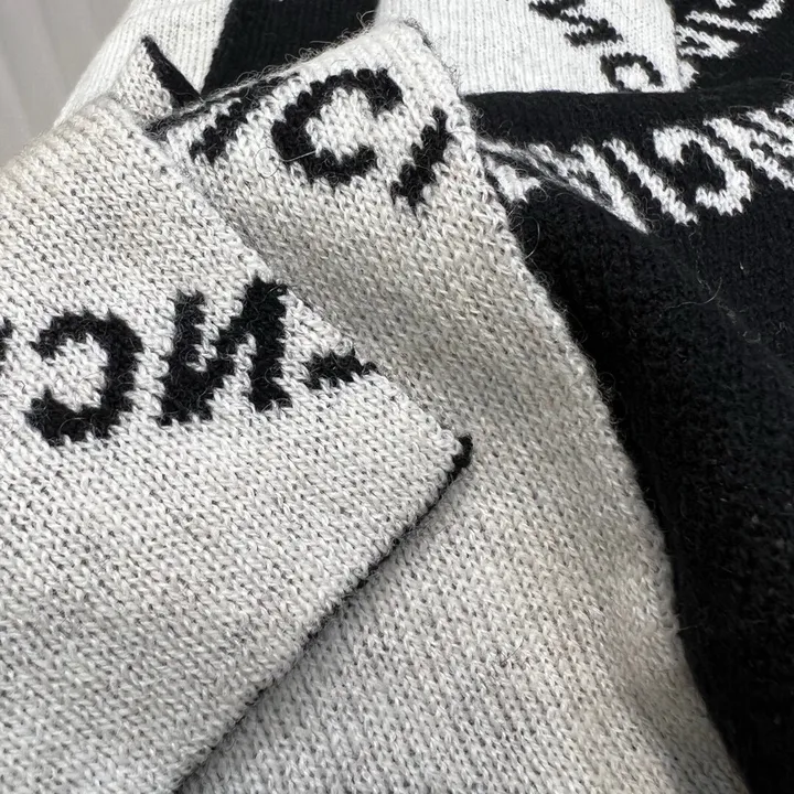 スーパーコピー バレンシアガ マフラー