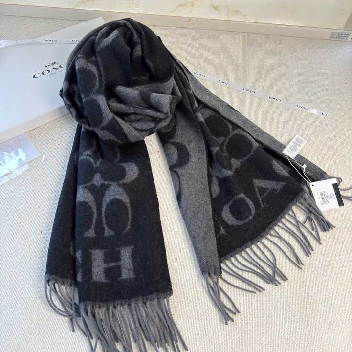 スーパーコピー コーチ マフラー