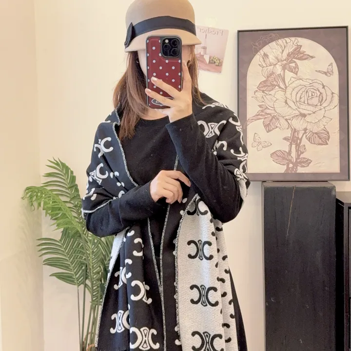 スーパーコピー セリーヌ マフラー