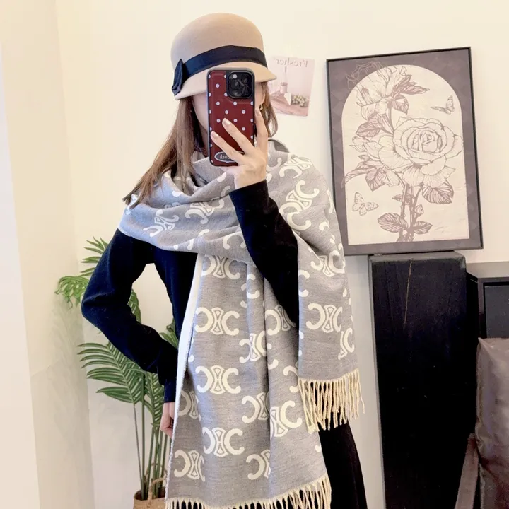 スーパーコピー ロエベ マフラー