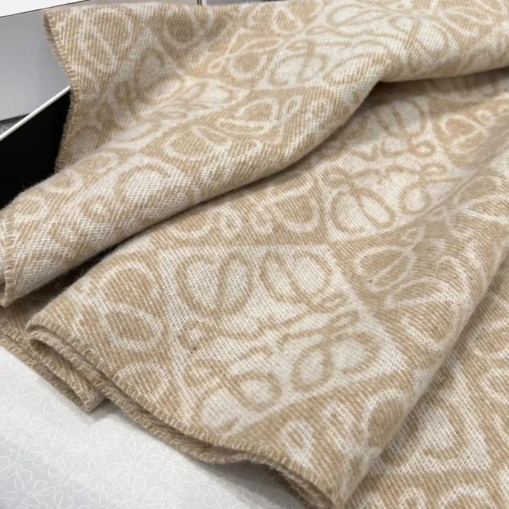 スーパーコピー ディオール マフラー