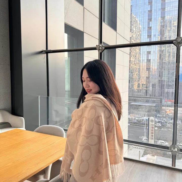 スーパーコピー コーチ マフラー