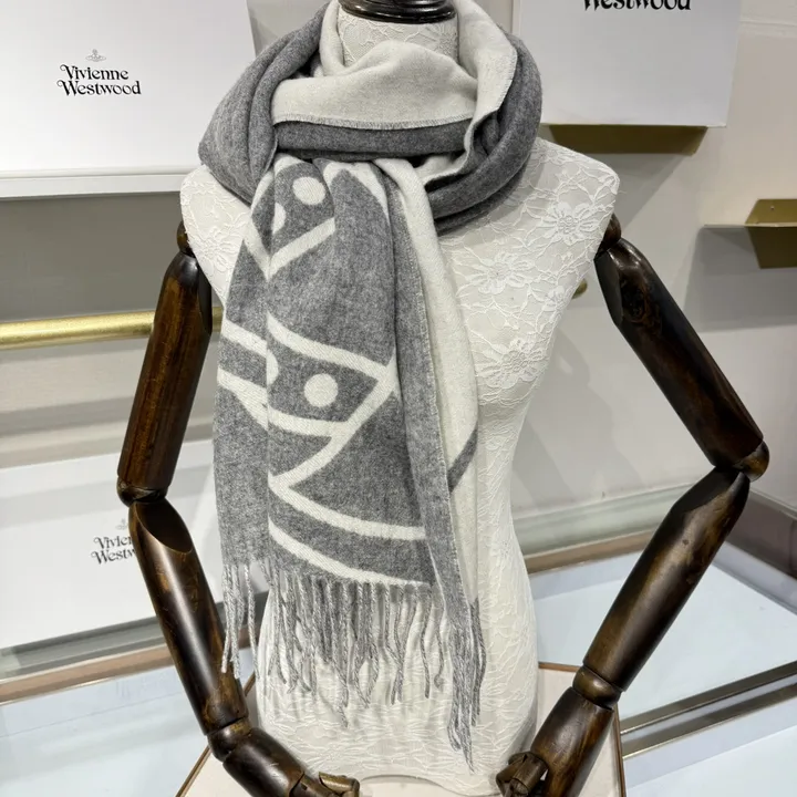 スーパーコピー ヴィヴィアン・ウエストウッド マフラー