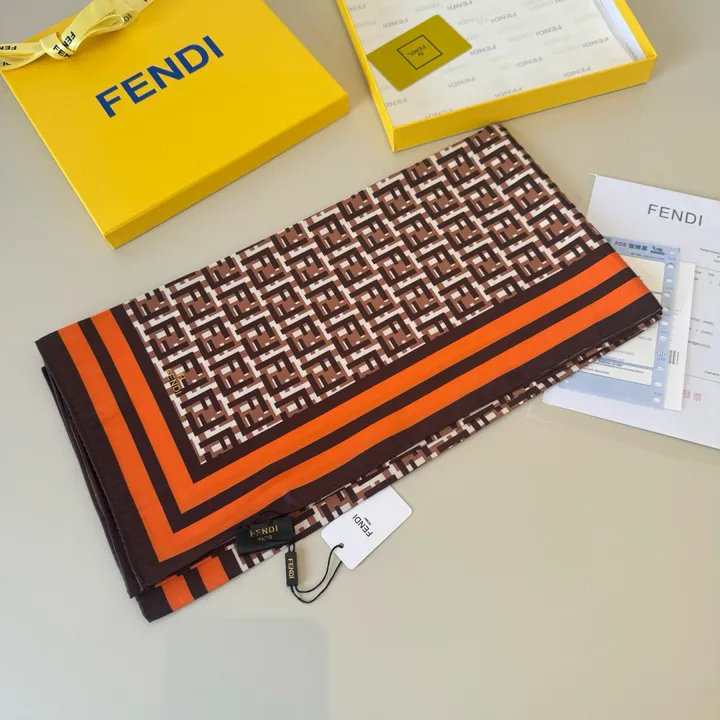 スーパーコピー フェンディ マフラー