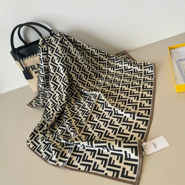 スーパーコピー フェンディ マフラー