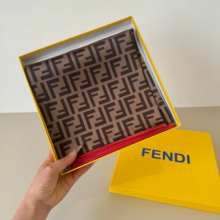 スーパーコピー フェンディ マフラー