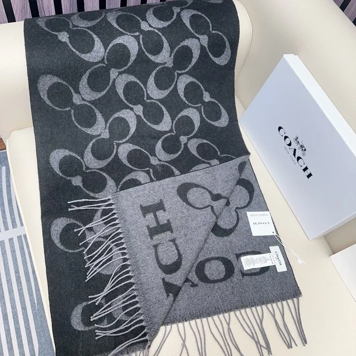 スーパーコピー コーチ マフラー