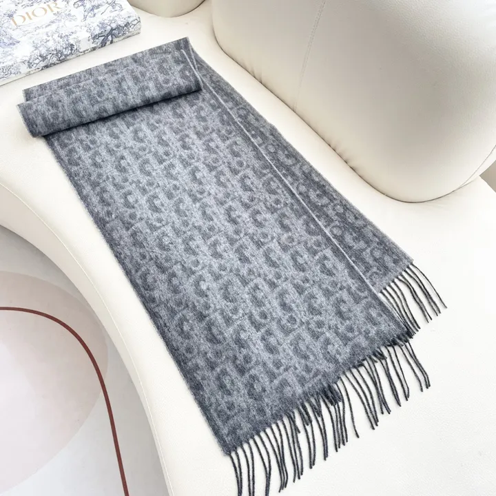 スーパーコピー ディオール マフラー