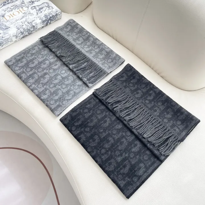 スーパーコピー ディオール マフラー