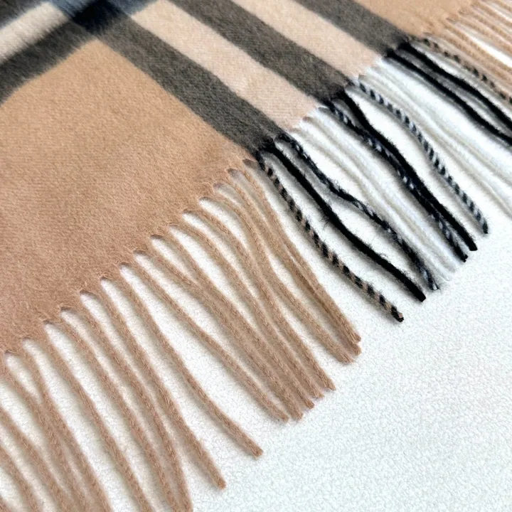 スーパーコピー バーバリー ス マフラー