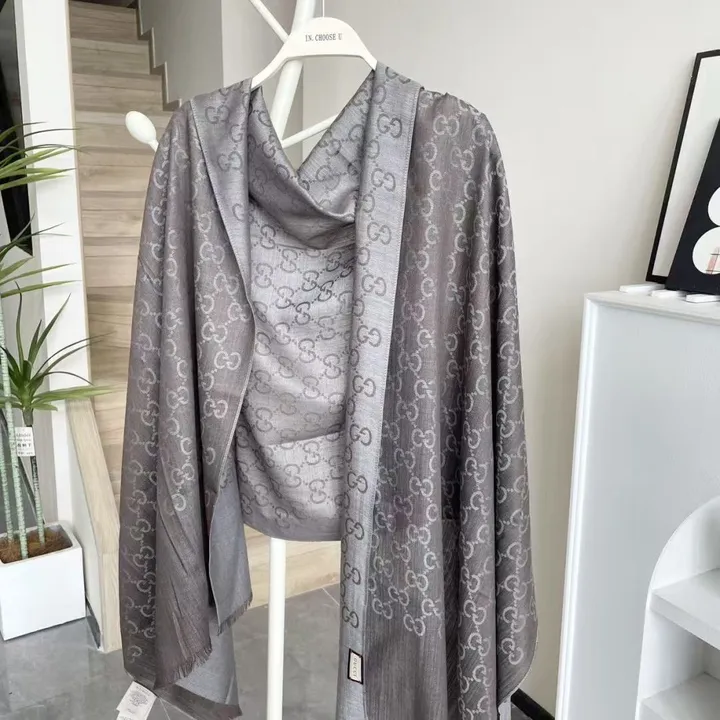 スーパーコピー グッチ マフラー