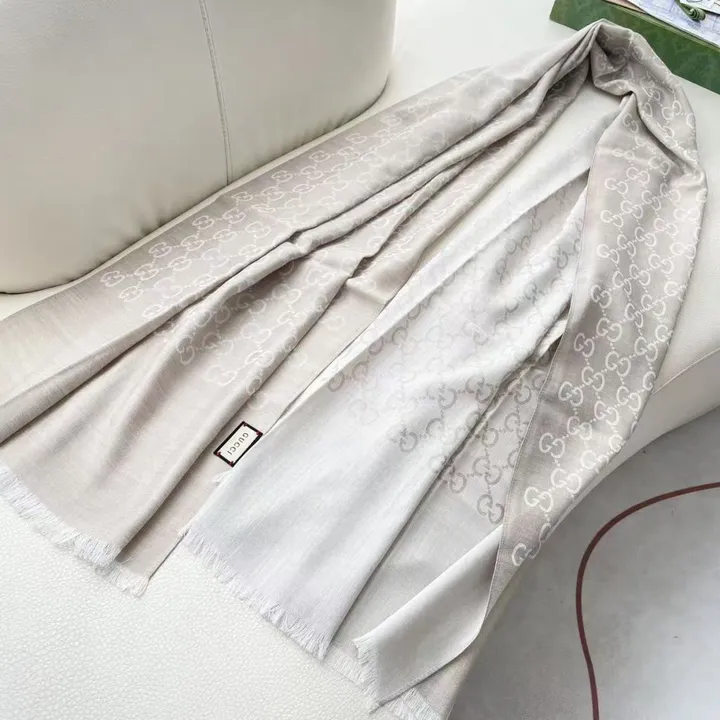 スーパーコピー グッチ マフラー