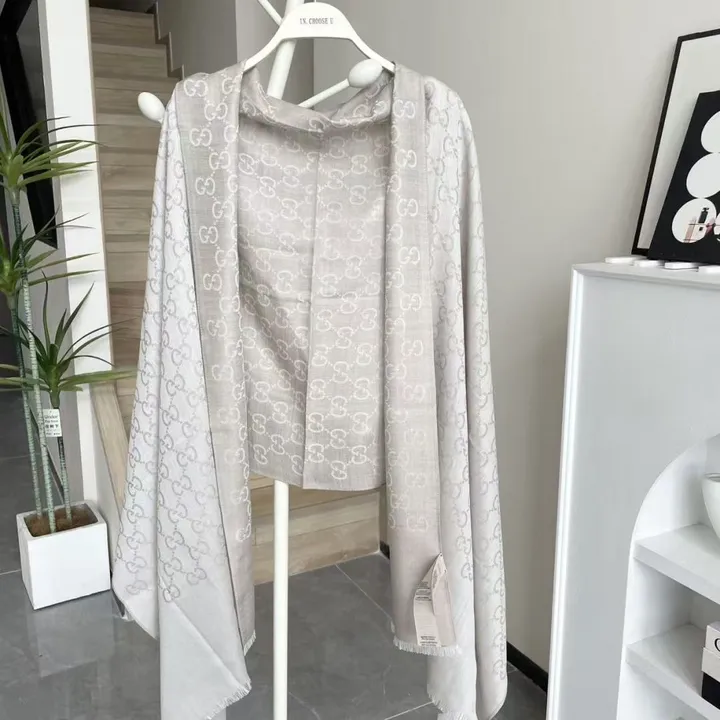 スーパーコピー グッチ マフラー