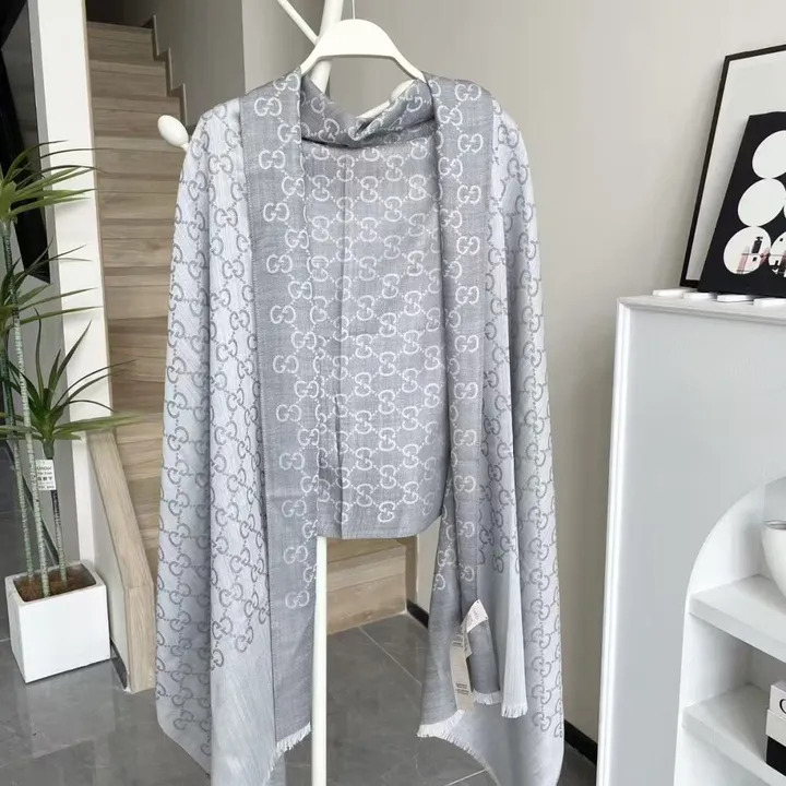 スーパーコピー グッチ マフラー