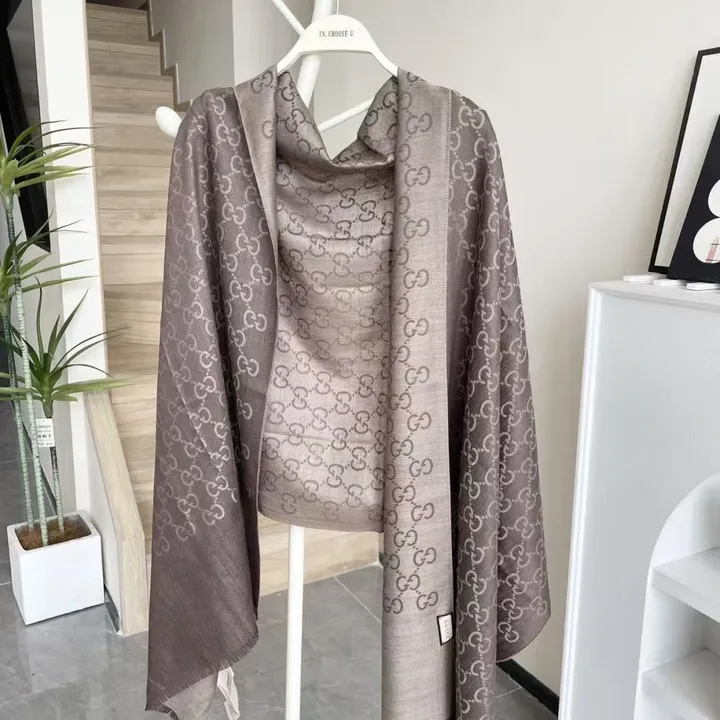 スーパーコピー グッチ マフラー