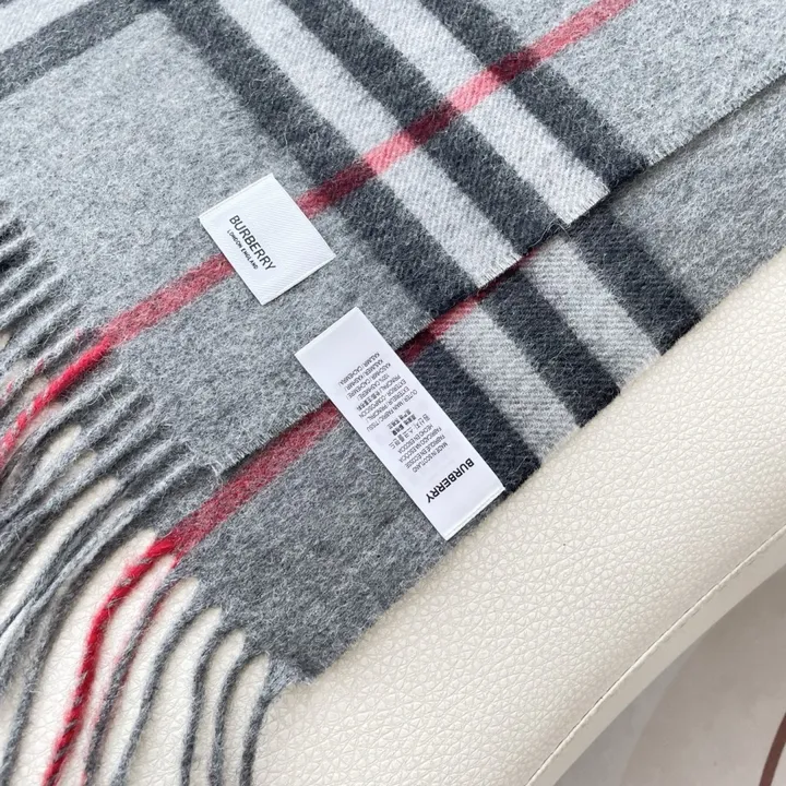 スーパーコピー バーバリー ス マフラー