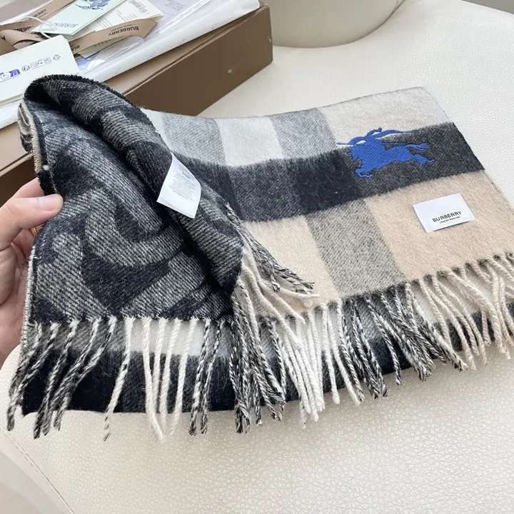 スーパーコピー バーバリー ス マフラー