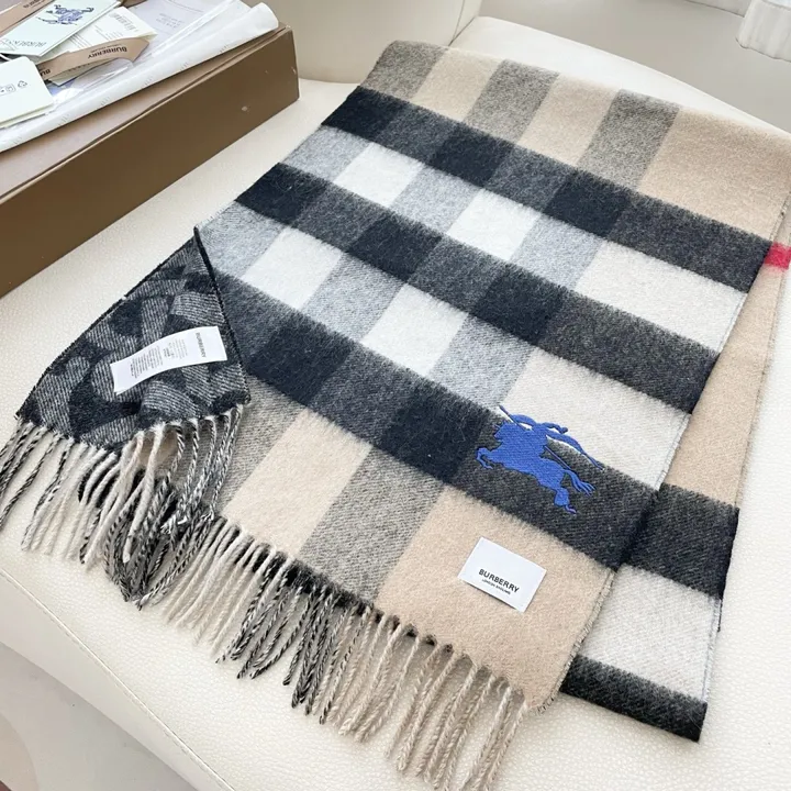 スーパーコピー バーバリー ス マフラー