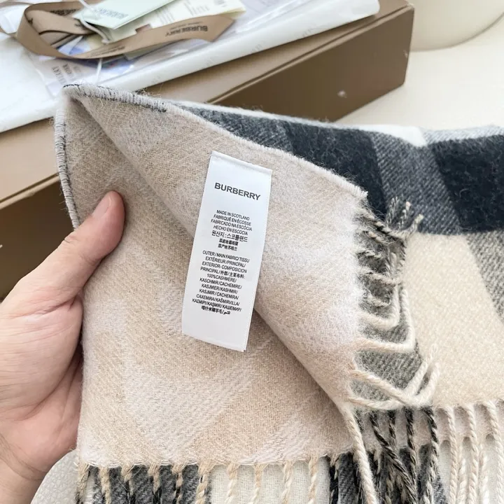 スーパーコピー バーバリー ス マフラー