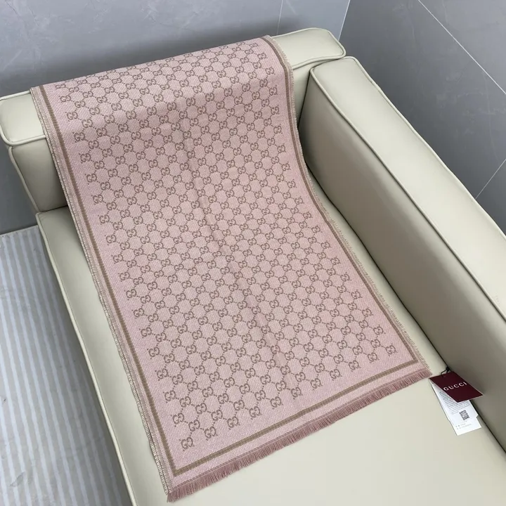 スーパーコピー グッチ マフラー