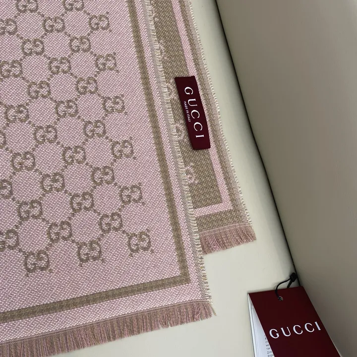 スーパーコピー グッチ マフラー