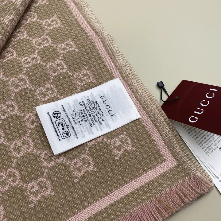 スーパーコピー グッチ マフラー