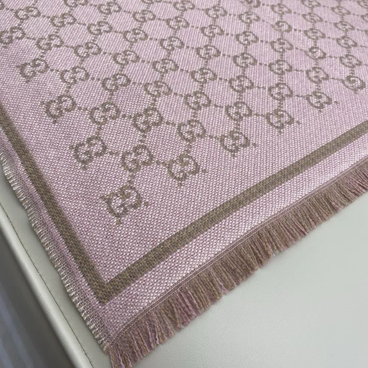 スーパーコピー グッチ マフラー