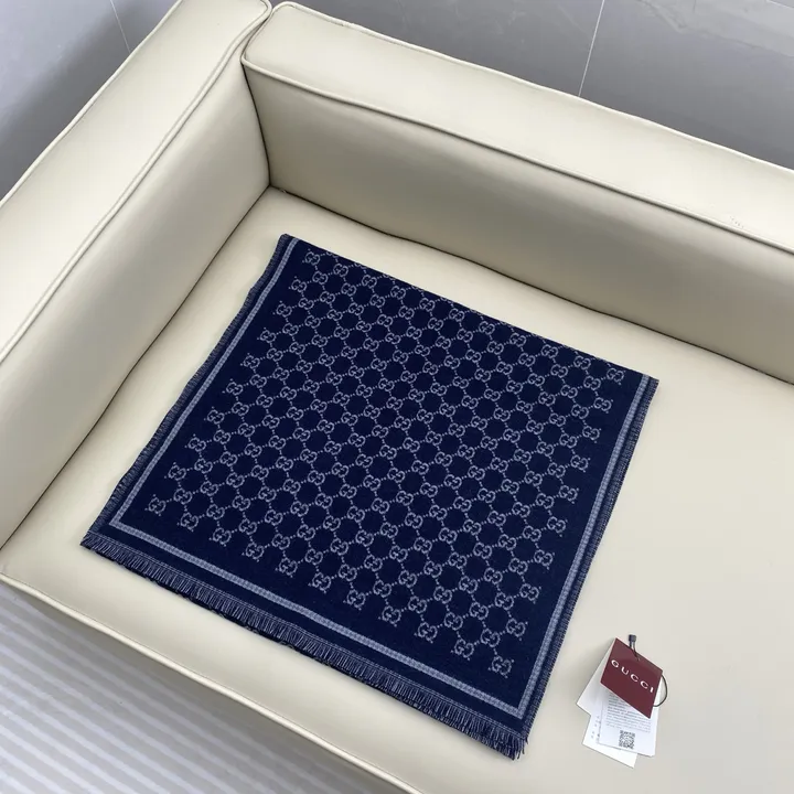 スーパーコピー グッチ マフラー