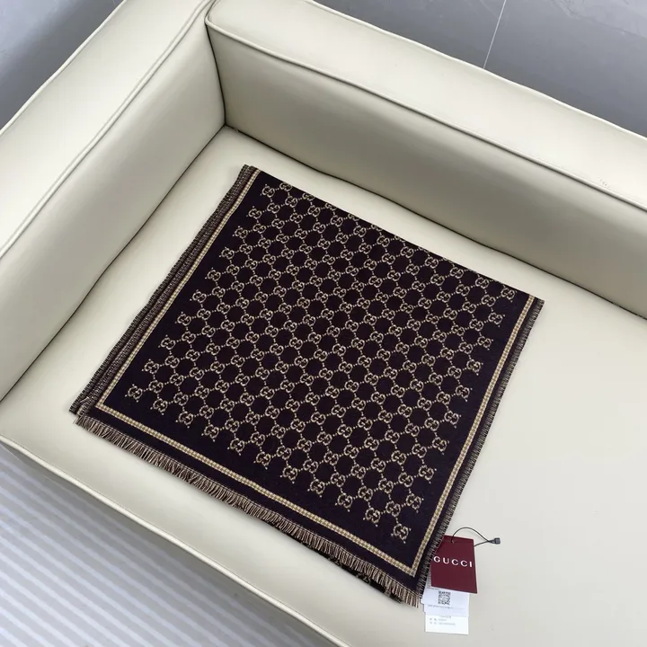 スーパーコピー グッチ マフラー