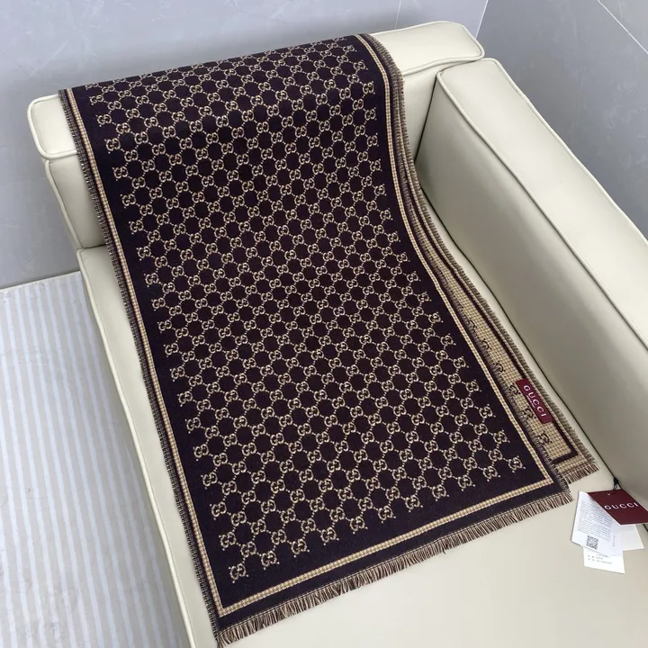 スーパーコピー グッチ マフラー