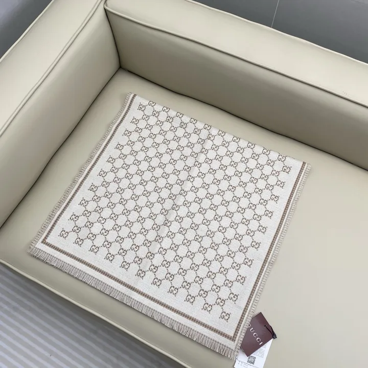 スーパーコピー グッチ マフラー