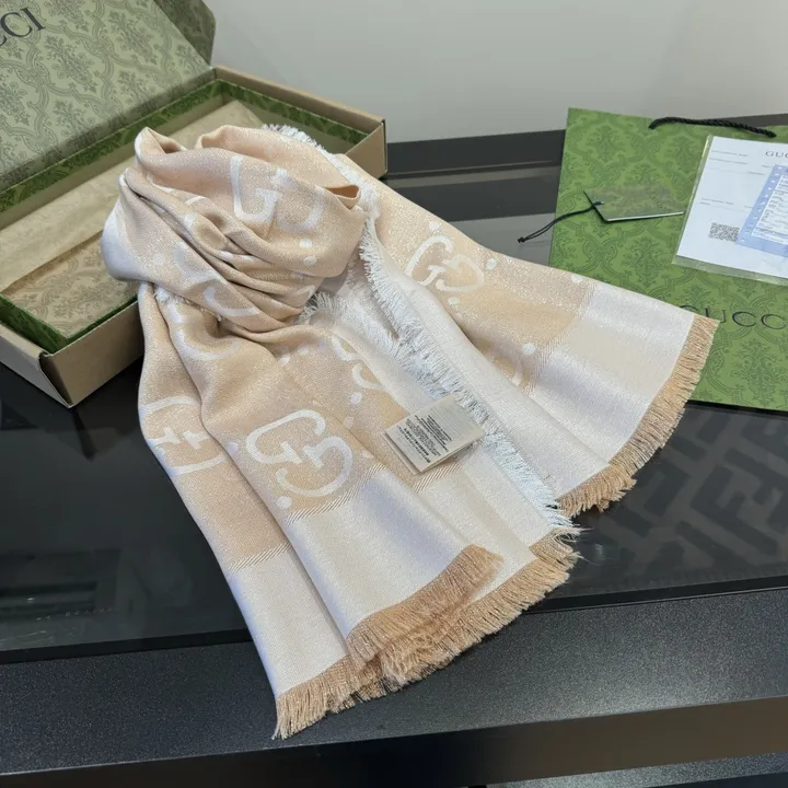 スーパーコピー グッチ マフラー