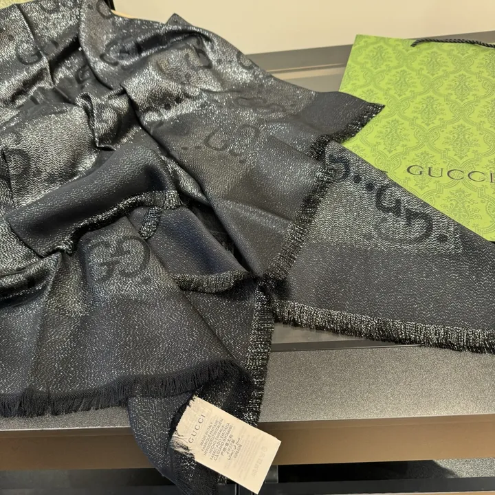 スーパーコピー グッチ マフラー