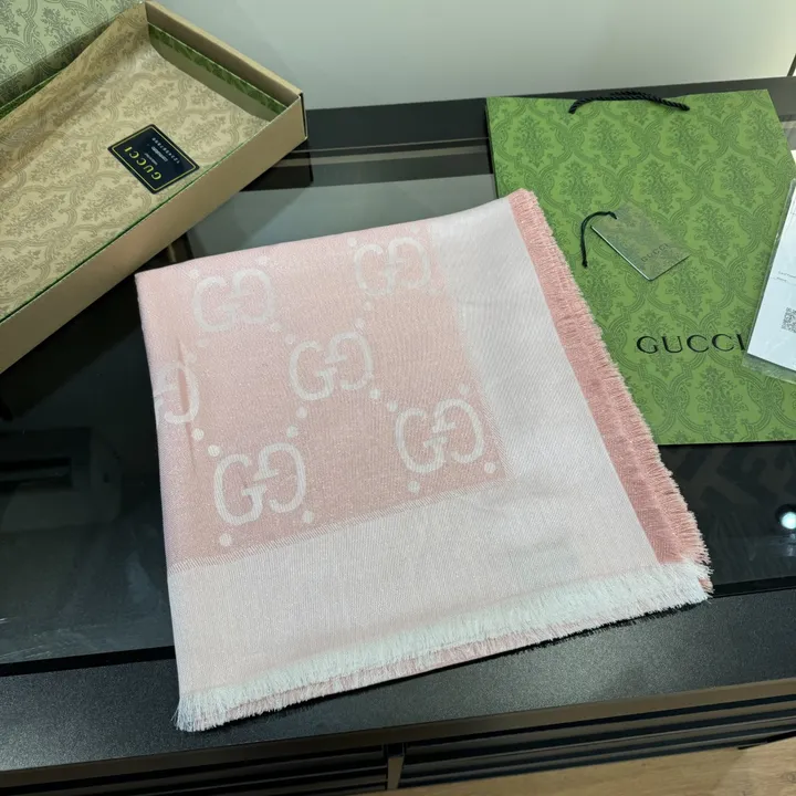 スーパーコピー グッチ マフラー