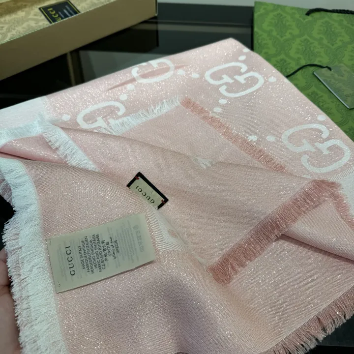 スーパーコピー グッチ マフラー