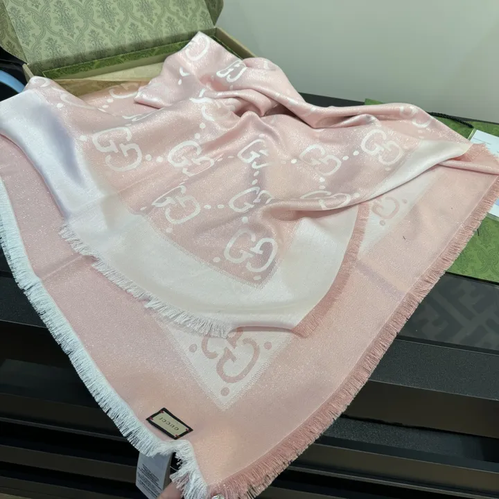 スーパーコピー グッチ マフラー