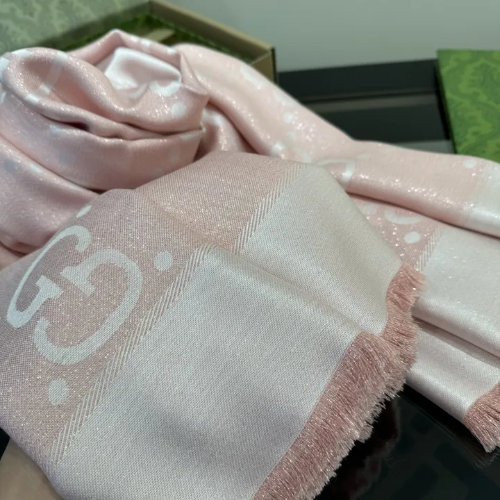 スーパーコピー グッチ マフラー