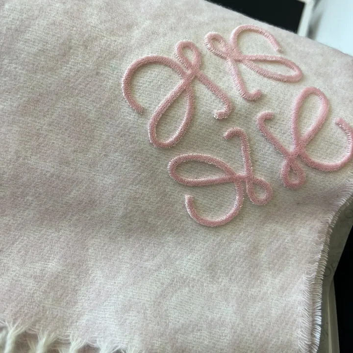 スーパーコピー ロエベ マフラー