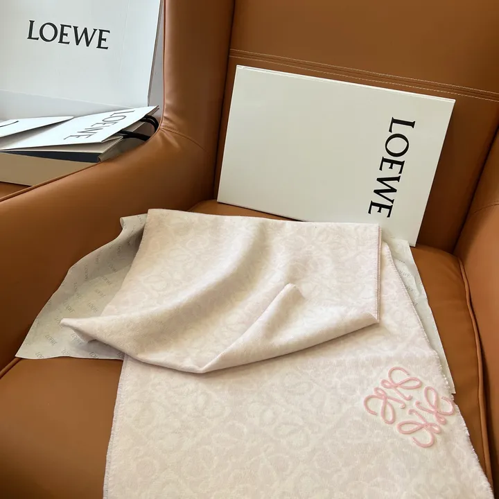 スーパーコピー ロエベ マフラー