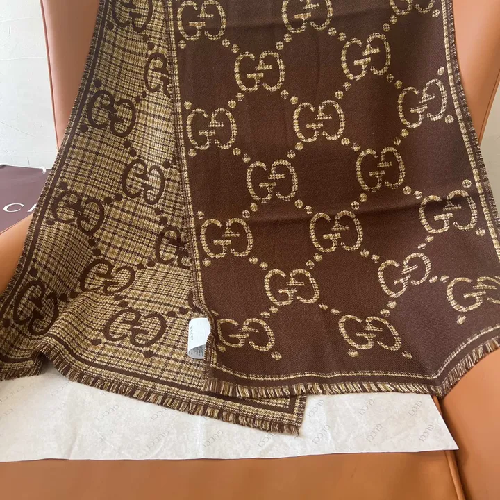 スーパーコピー グッチ マフラー