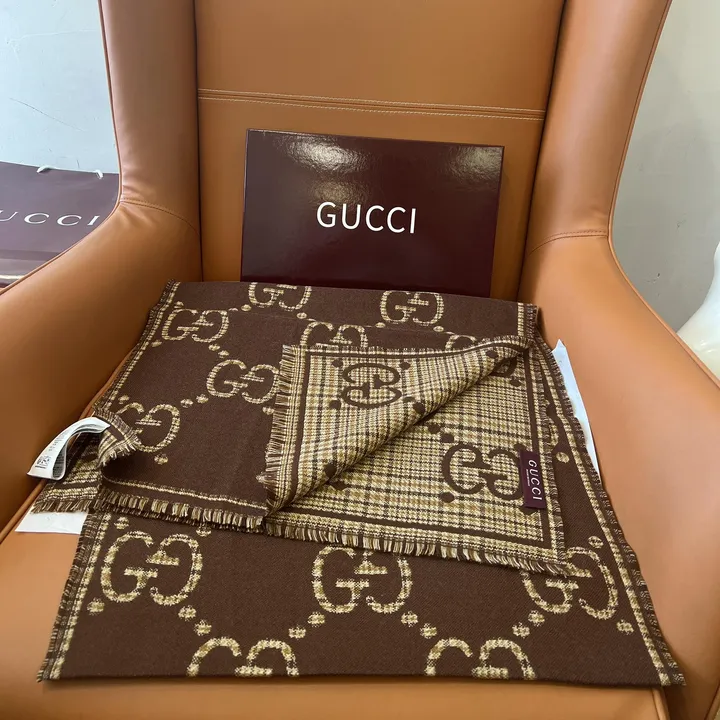 スーパーコピー グッチ マフラー