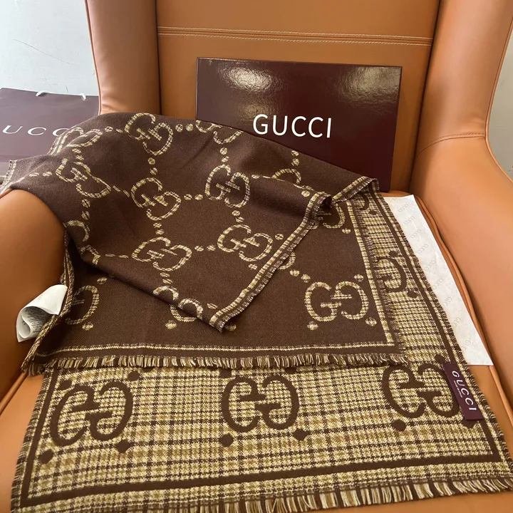 スーパーコピー グッチ マフラー