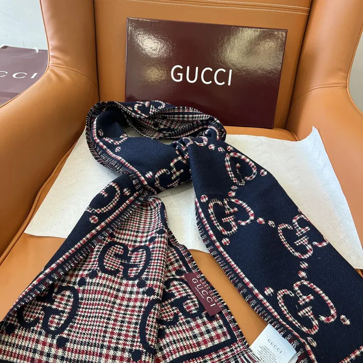 スーパーコピー グッチ マフラー