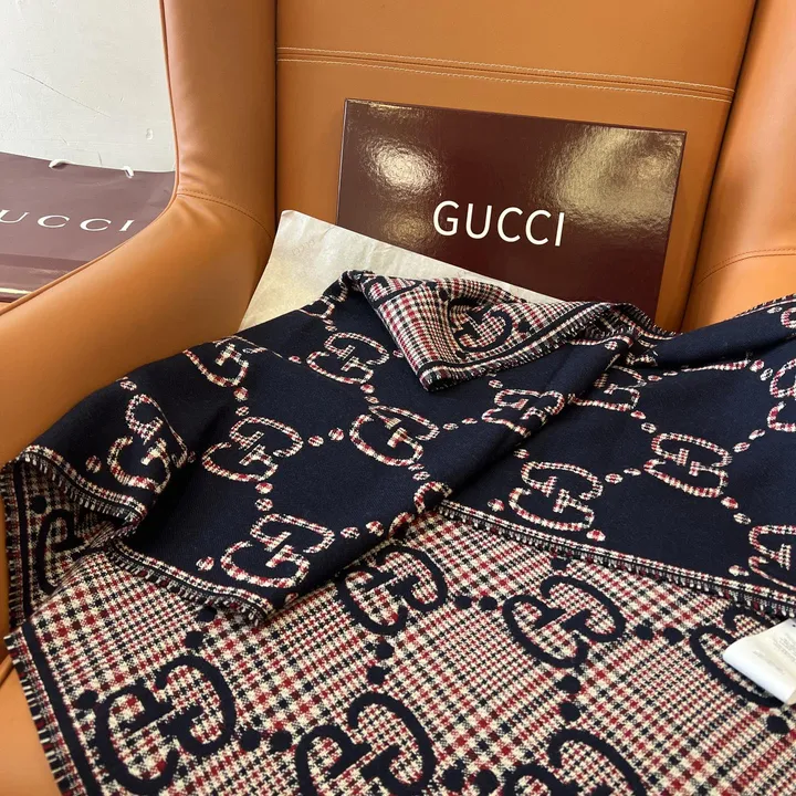 スーパーコピー グッチ マフラー