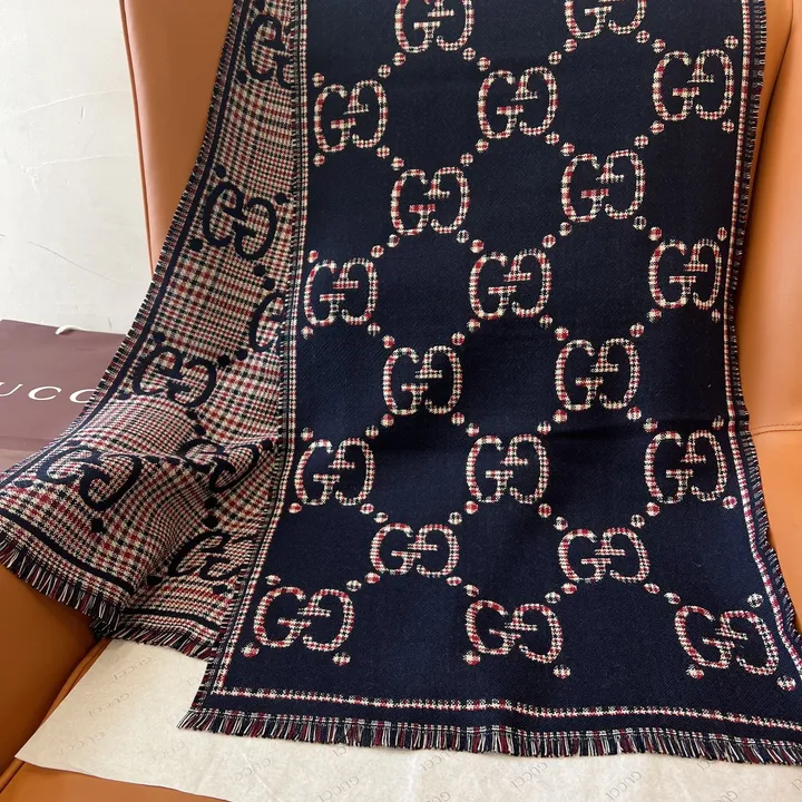 スーパーコピー グッチ マフラー