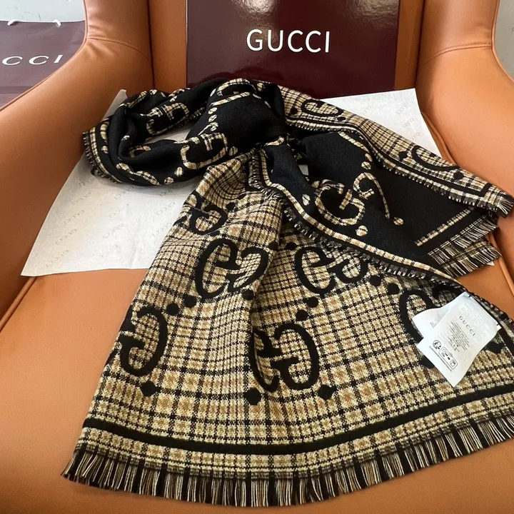 スーパーコピー グッチ マフラー