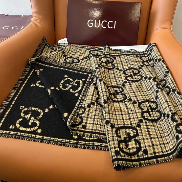 スーパーコピー グッチ マフラー